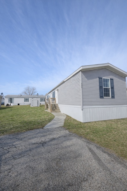 Building Photo - 148 Laurel Leah