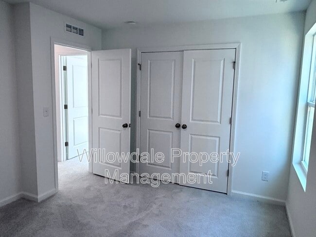Building Photo - 400 Red Mangrove Dr