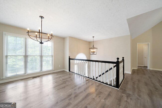 Building Photo - 33 Stevenson Point