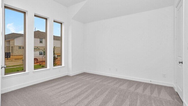 Building Photo - 30130 Aralia Dr