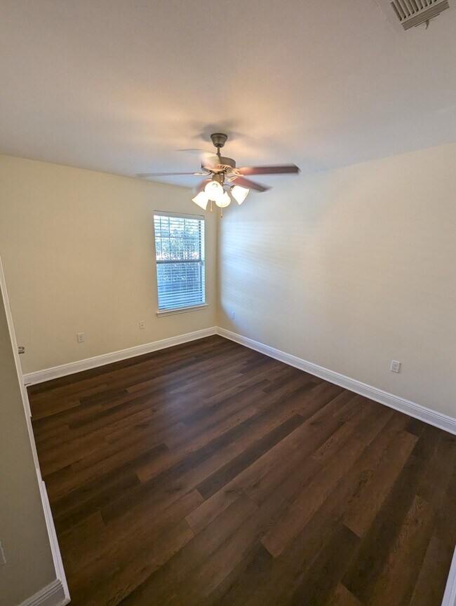 Building Photo - 2476 Abaco Dr