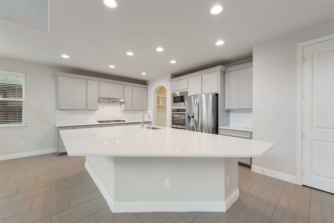 Building Photo - 2617 Walnut Creek Ln