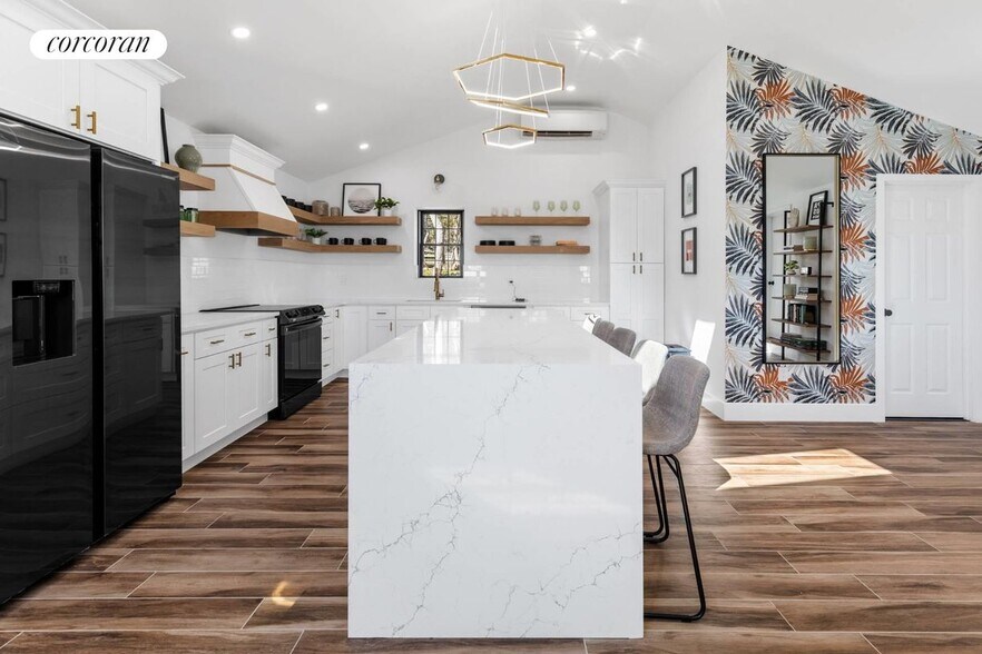 Building Photo - 17 Oceanview Rd