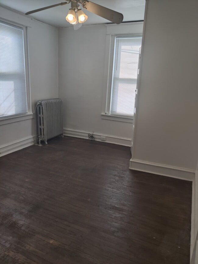 Building Photo - 6139 Walker St