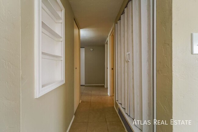 Building Photo - 6949 E Casey Pl