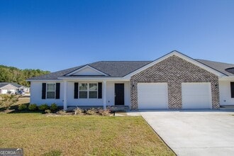 Building Photo - 201 Evans Ter