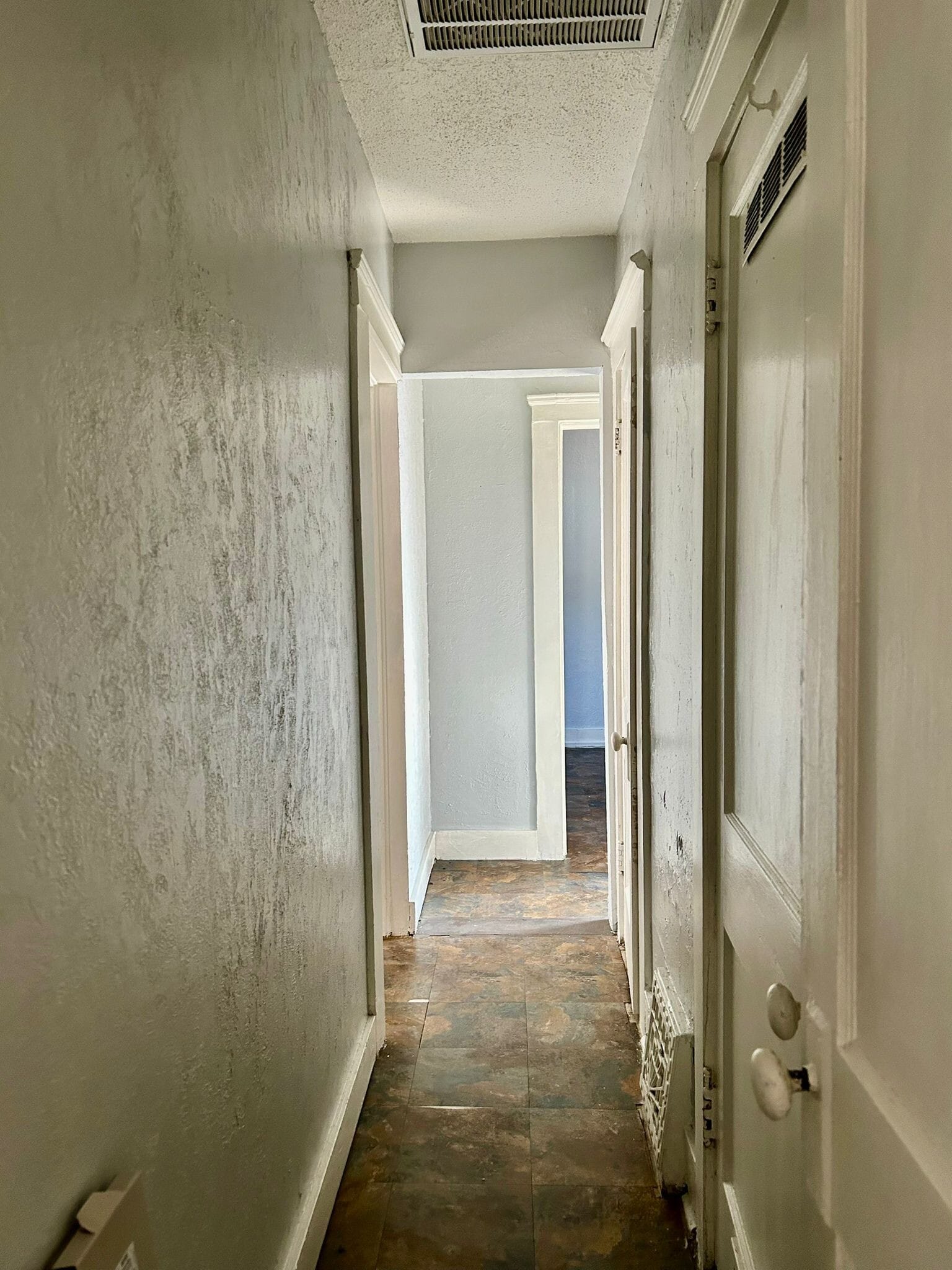 Building Photo - 2817 Nashville Ave