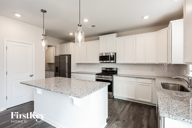 Building Photo - 300 Stonefence Dr