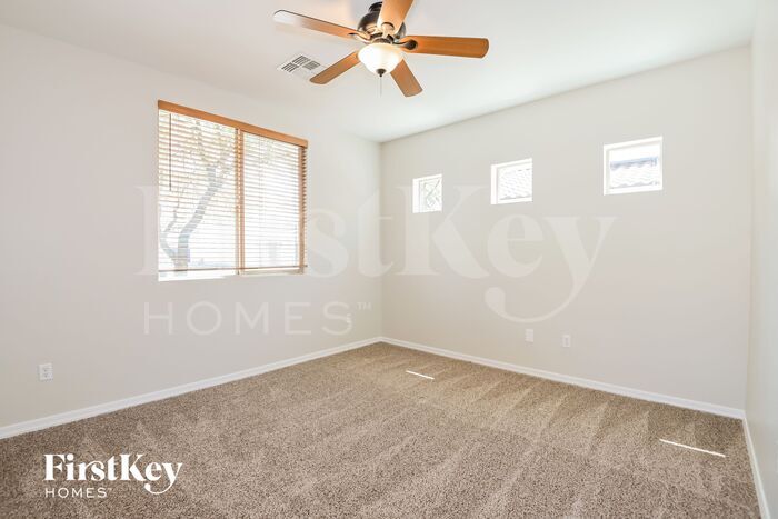 Building Photo - 10427 E Valley Quail Dr