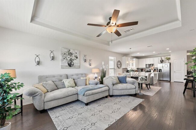 Building Photo - 6909 Bellingham Dr