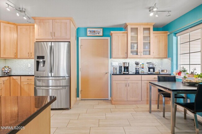 Building Photo - 2255 Wide Horizon Dr