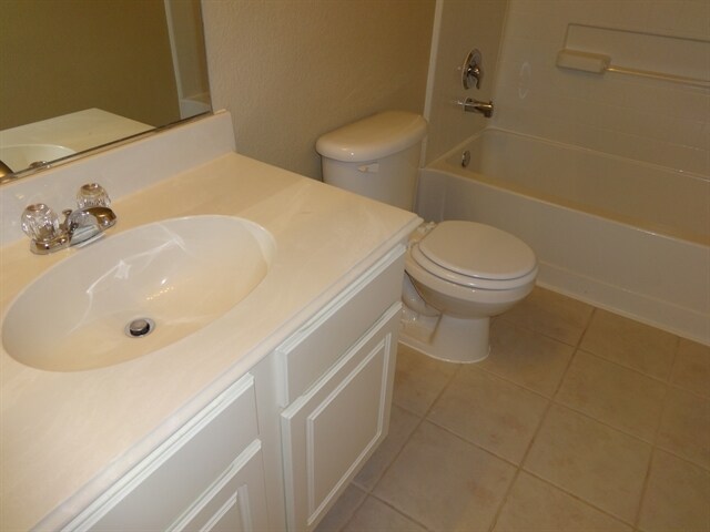 Building Photo - 1113 Skylark Dr
