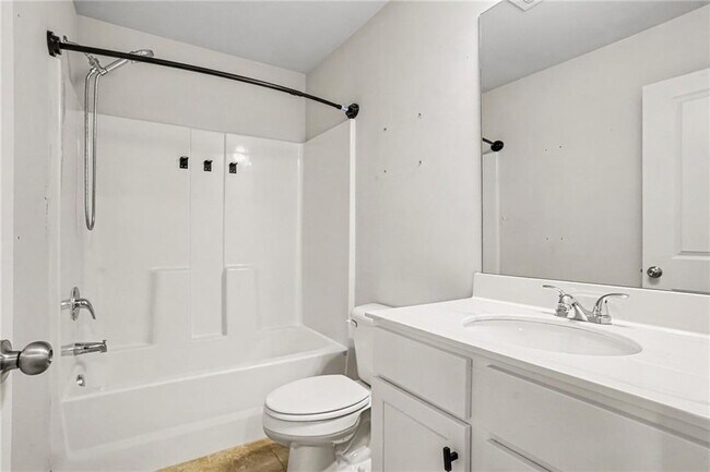 Building Photo - 10139 Benton Woods Dr