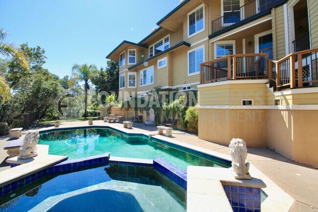Building Photo - Architecturally Stunning Custom Estate wit...