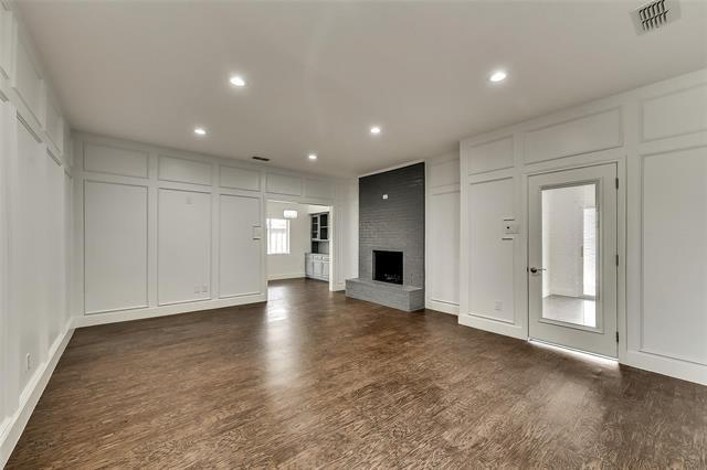 Building Photo - 1865 Green Ridge Dr