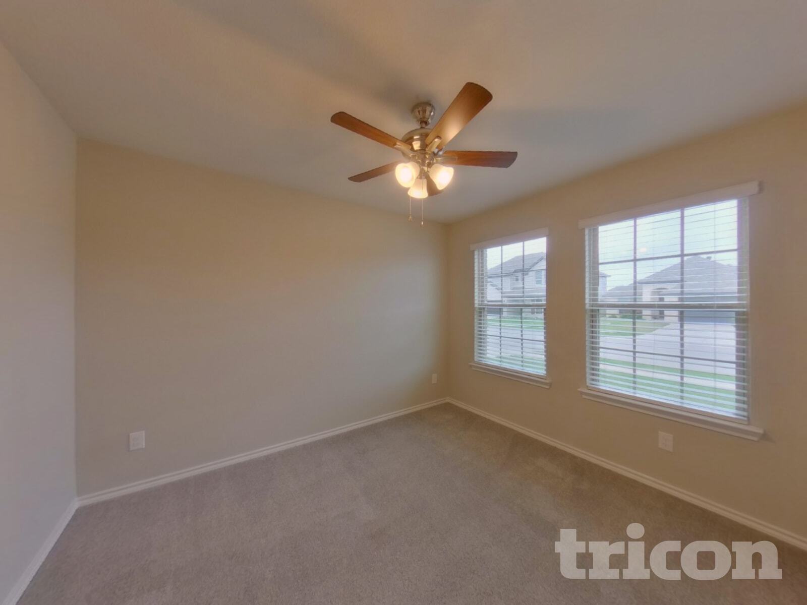 Building Photo - 2557 Hadley St