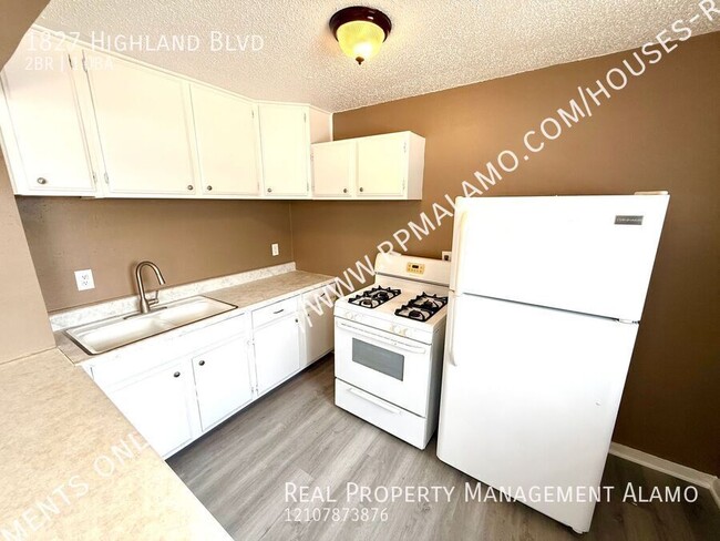 Building Photo - 1827 E Highland Blvd