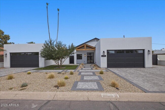 Building Photo - 6050 E Hollyhock St