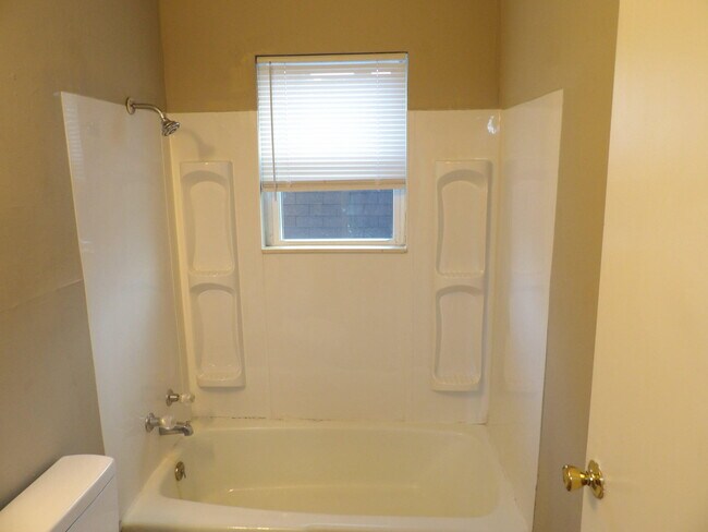 Building Photo - 110 Quachita Trail
