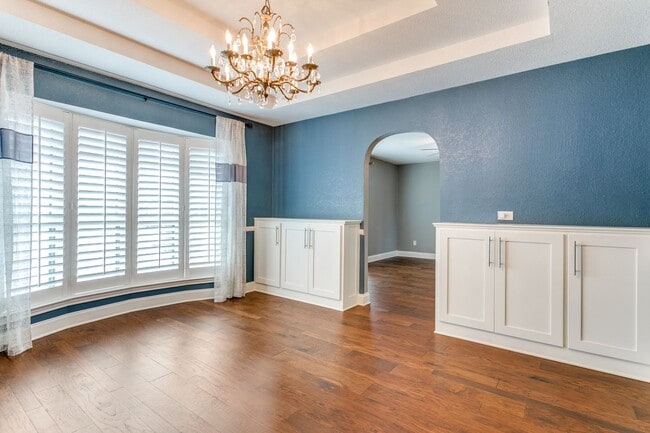 Building Photo - 4 bedroom with pool in Colleyville