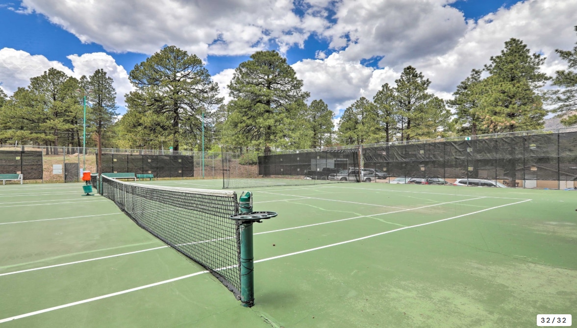 Tennis court! - 2665 N Valley View Rd