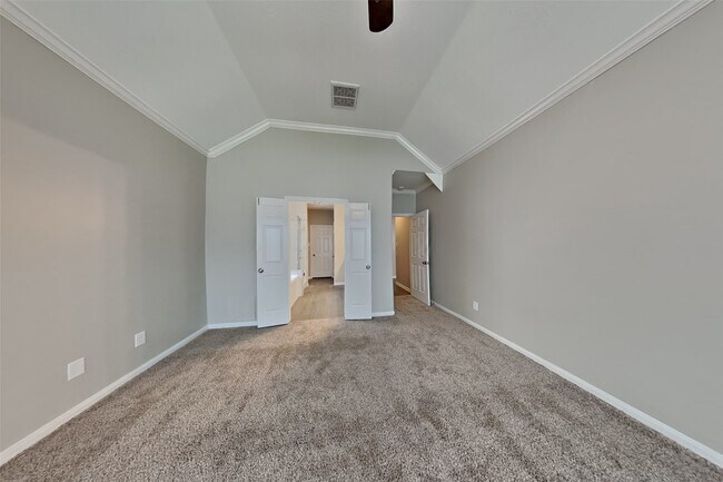 Building Photo - 12722 Crater Lake Ct