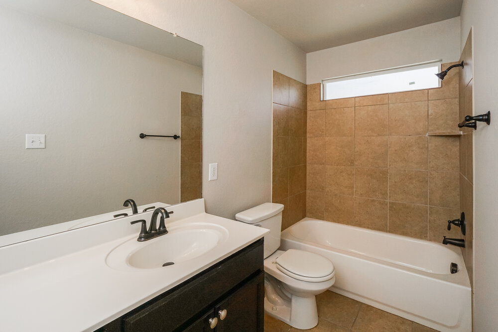 Building Photo - 141 Elisabeth Run