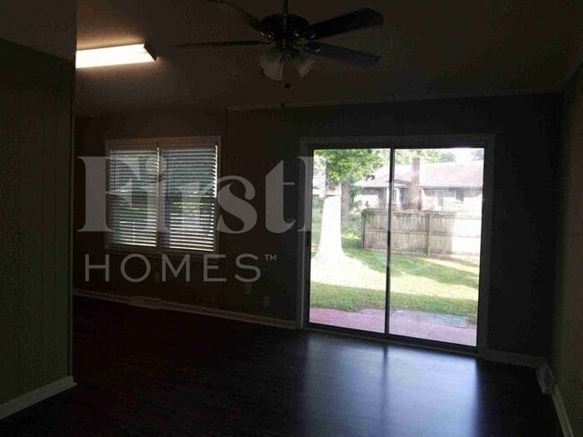 Building Photo - 4019 Ladson Rd