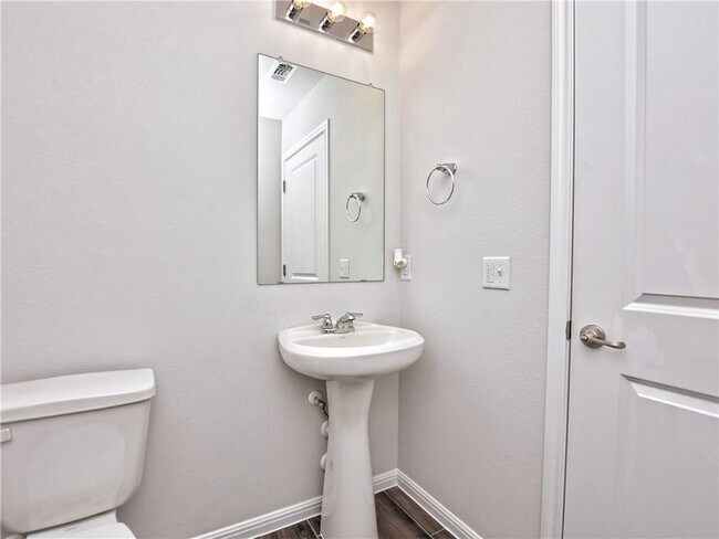 Building Photo - 9505 Grapevine Leaf Dr