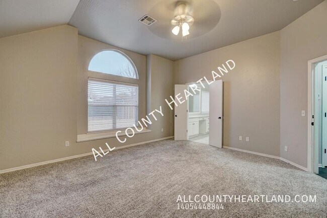 Building Photo - 908 Black Jack Ln