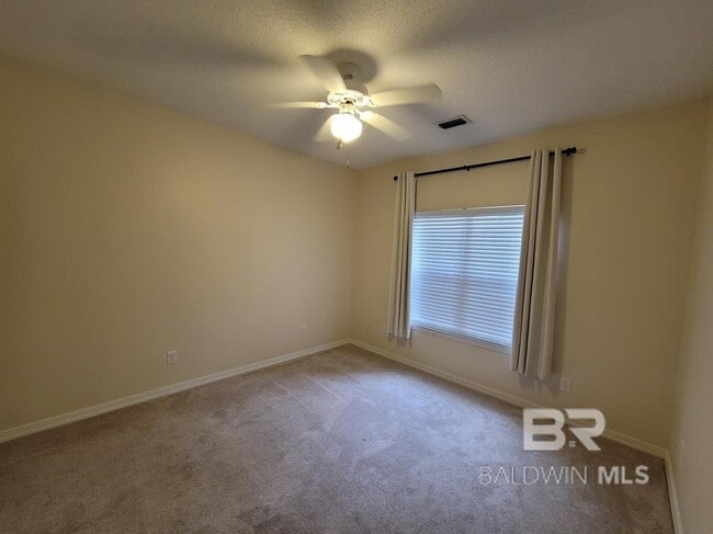 Building Photo - 501 Cotton Creek Dr