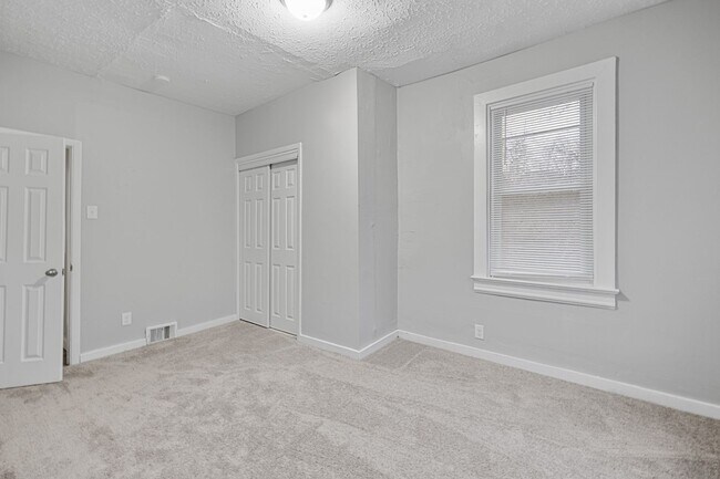 Building Photo - 91 F St