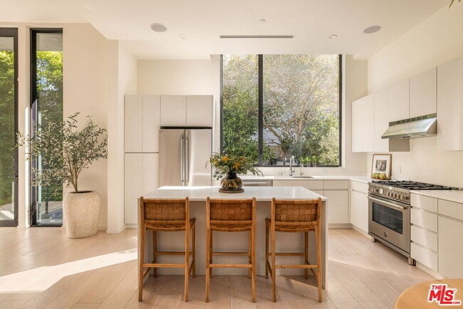 Building Photo - 4118 Wade St