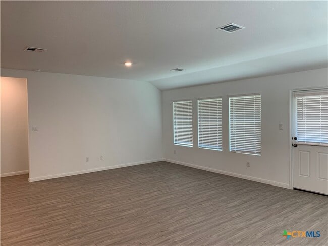 Building Photo - 458 Fairy Duster Dr