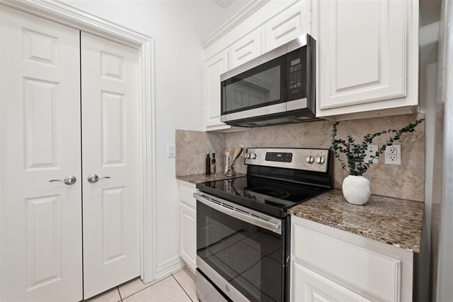 Building Photo - 2838 Misty Heath Ln