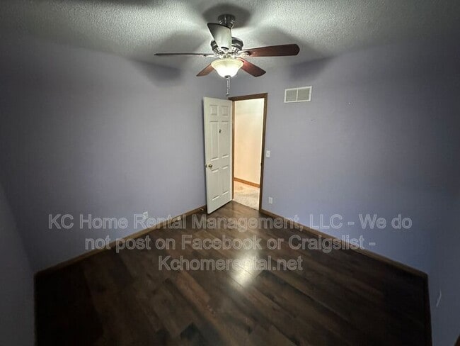 Building Photo - 15139 W 132nd St