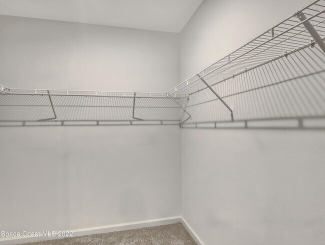 Building Photo - 7508 Tourmaline Dr