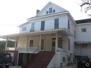 Building Photo - Midtown Apartment- in Historic House