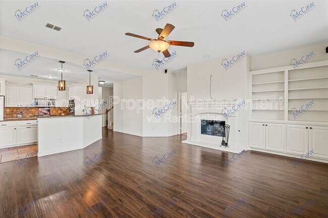 Building Photo - 5117 Holly Hock Ln