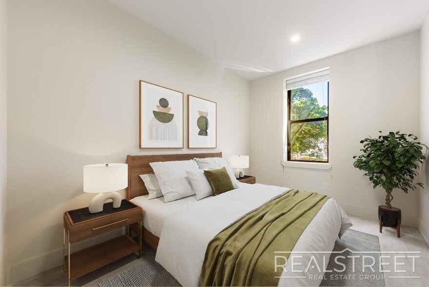 Building Photo - Modern 2 Bed in Park Slope