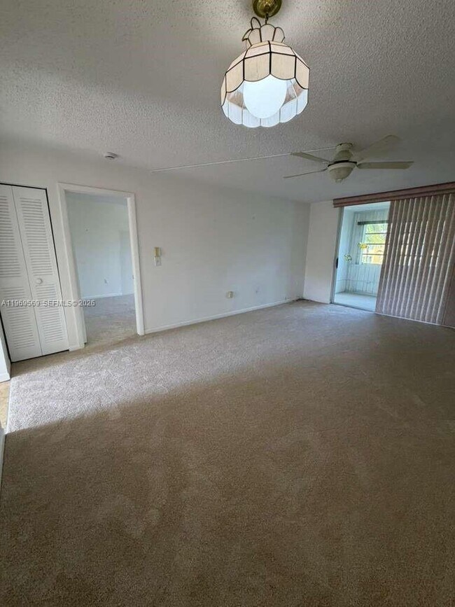 Building Photo - 6750 Royal Palm Blvd