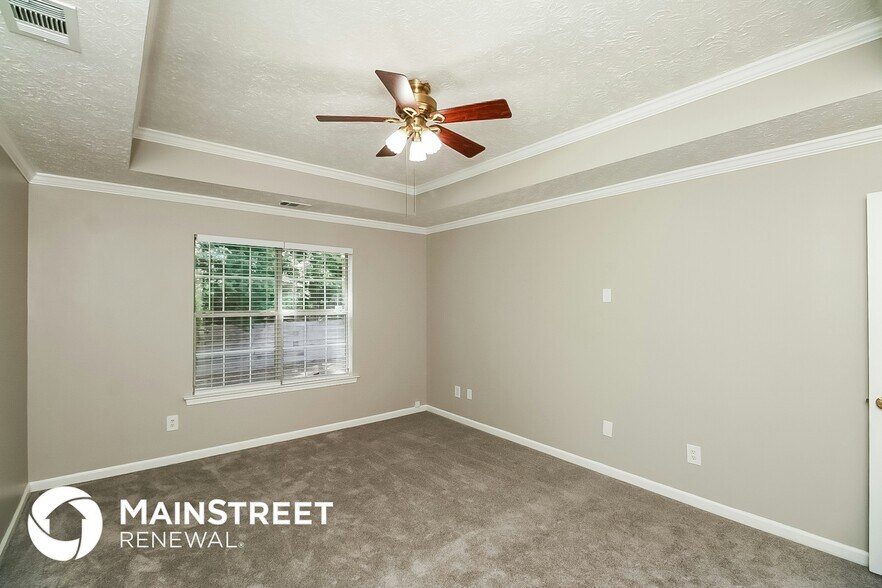Building Photo - 11771 Fairway Overlook