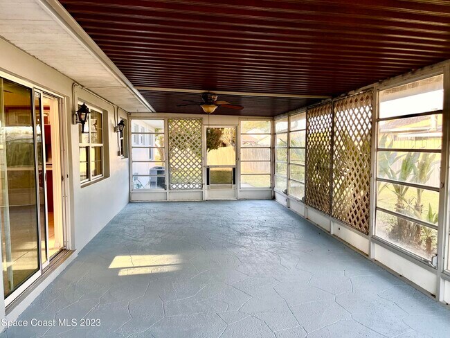 Building Photo - 781 Burman Ln NE