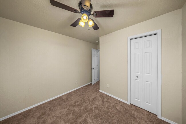 Building Photo - 1702 NW 45th St