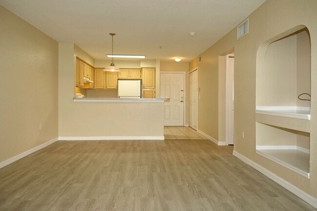 Building Photo - Lovely 2 bedroom 2 bath Condo in Audubon V...
