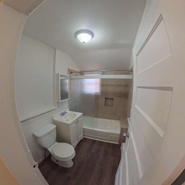 Building Photo - 40-44 Vine Street