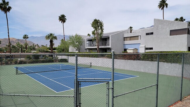 Building Photo - 3155 Ramon Rd