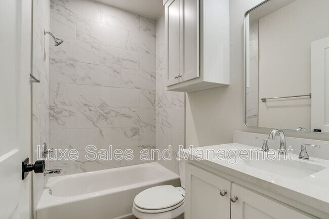 Building Photo - 8301 NW 163rd Ter