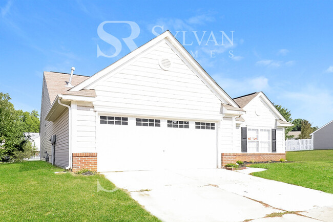 Building Photo - This adorable home is ready for your perso...