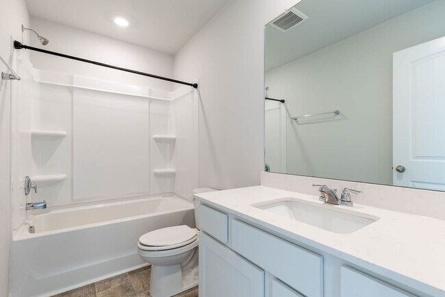 Building Photo - 626 Longtail Ln